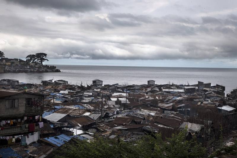 61_freetown_wharf_slum_2013_1561_800_550_100.jpg